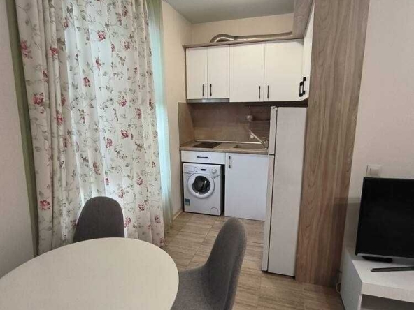 Дава се под наем Двустаен апартамент в Бургас, Зорница - 54 кв.м за 250 € - Снимка #1