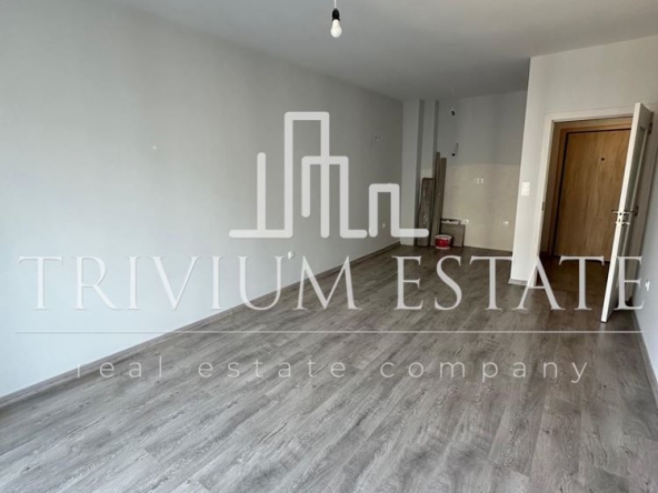 Двустаен апартамент в Пловдив, Център - 63 кв.м за 1818 €/кв.м - Снимка #1