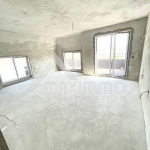 Двустаен апартамент в Варна, Кайсиева градина - 80 кв.м за 1313 €/кв.м - Снимка #1