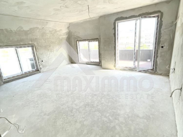 Двустаен апартамент в Варна, Кайсиева градина - 80 кв.м за 1313 €/кв.м - Снимка #1