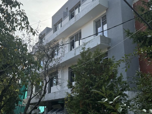 Тристаен апартамент в София, Овча купел - 94 кв.м за 1639 €/кв.м - Снимка #1