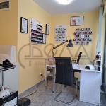 Дава се под наем Офис в София, Гоце Делчев - 42 кв.м за 400 € - Снимка #1