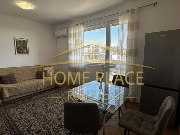 Дава се под наем Двустаен апартамент в Варна, Младост 1 - 50 кв.м за 433.5 € - Снимка #1