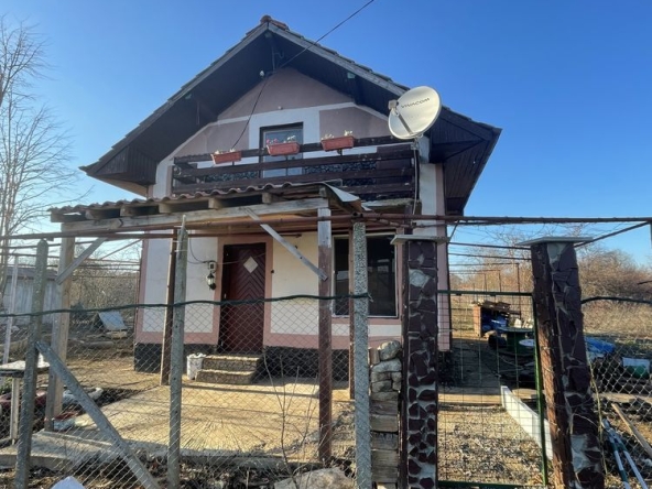 Къща в Търговище, Вилна зона - 24 кв.м за 1020 €/кв.м - Снимка #1