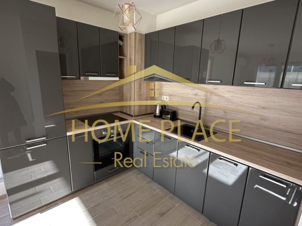 Дава се под наем Тристаен апартамент в Варна, м-т Пчелина - 85 кв.м за 612 € - Снимка #1