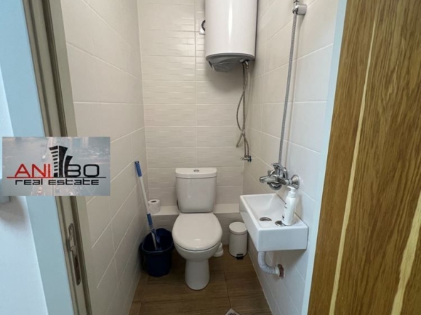 Дава се под наем Офис в Варна, Общината - 35 кв.м за 435 € - Снимка #1