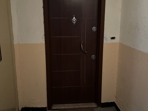 Четиристаен апартамент в Айтос - 110 кв.м за 1041 €/кв.м - Снимка #1