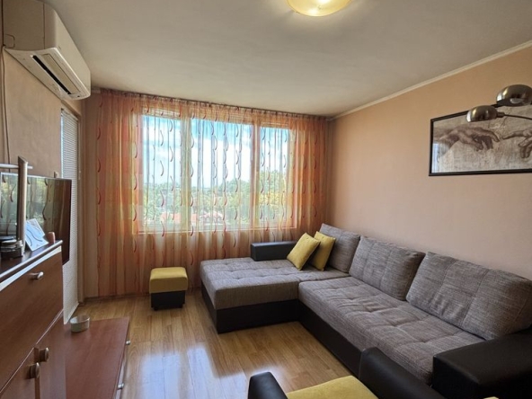 Тристаен апартамент в София, НПЗ Хаджи Димитър - 100 кв.м за 940 €/кв.м - Снимка #1