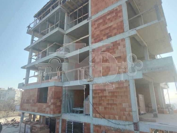 Тристаен апартамент в Варна, Владислав Варненчик - 76 кв.м за 1086 €/кв.м - Снимка #1