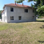 Къща в с. Златовръх, Област Пловдив - 580 кв.м за 137 €/кв.м - Снимка #1