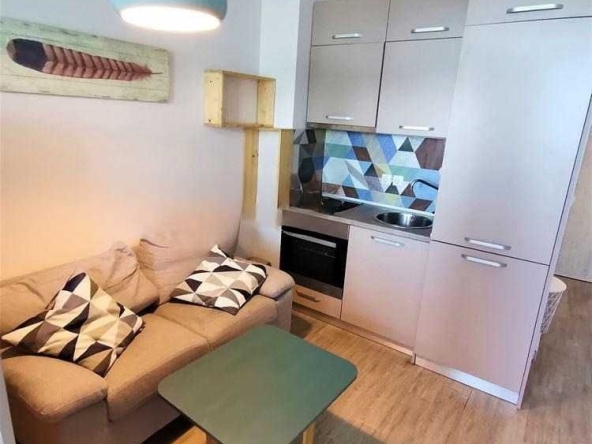 Дава се под наем Едностаен апартамент в София, Студентски град - 42 кв.м за 400 € - Снимка #1