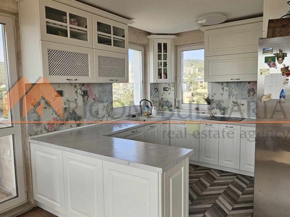 Къща в Варна, м-т Траката - 320 кв.м за 1297 €/кв.м - Снимка #1