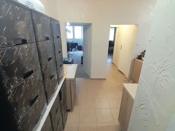 Тристаен апартамент в София, Дружба 2 - 88 кв.м за 2262 €/кв.м - Снимка #1