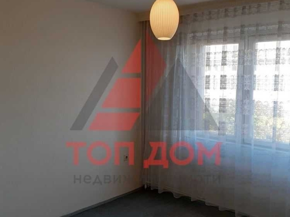 Дава се под наем Четиристаен апартамент в Варна, Окръжна болница - 96 кв.м за 306 € - Снимка #1