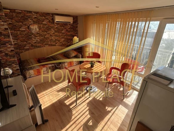 Дава се под наем Тристаен апартамент в Варна, Бриз - 65 кв.м за 459 € - Снимка #1