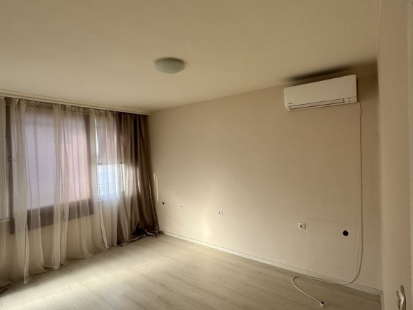 Двустаен апартамент в Пловдив, Южен - 54 кв.м за 1612 €/кв.м - Снимка #1