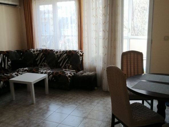 Дава се под наем Тристаен апартамент в Варна, Генералите - 75 кв.м за 637.5 € - Снимка #1