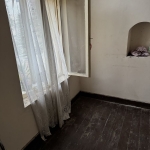 Дава се под наем Етаж от къща в Варна, Червен площад - 55 кв.м за 204 € - Снимка #1