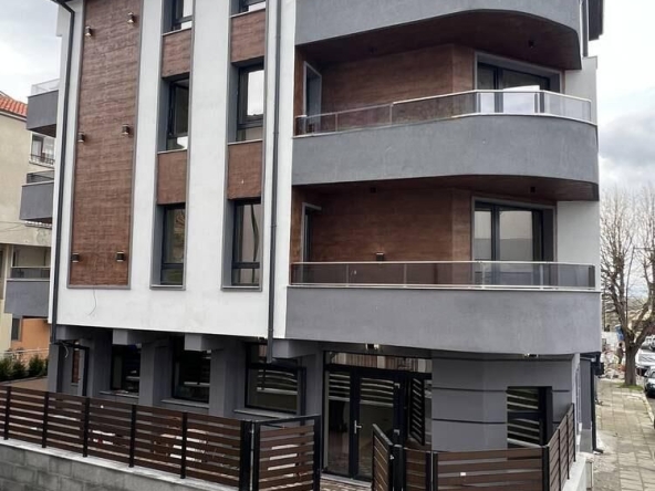 Хотел в Бургас, Долно Езерово - 600 кв.м за 1250 €/кв.м - Снимка #1