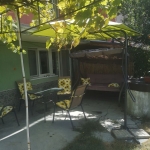 Дава се под наем Етаж от къща в София, Зона Б-5-3 - 65 кв.м за 408 € - Снимка #1