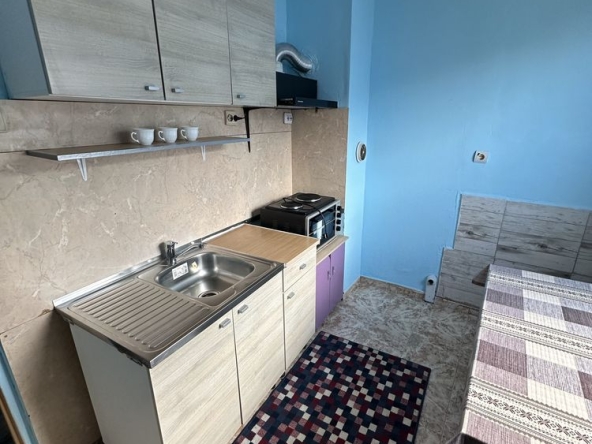 Дава се под наем Едностаен апартамент в Пловдив, Филипово - 43 кв.м за 255 € - Снимка #1