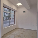 Дава се под наем Магазин в Бургас, Меден рудник - зона В - 41 кв.м за 255 € - Снимка #1