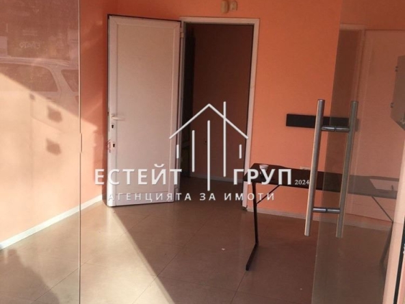 Дава се под наем Магазин в Варна, Център - 20 кв.м за 280.5 € - Снимка #1