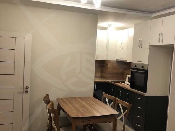 Дава се под наем Двустаен апартамент в Варна, Левски - 64 кв.м за 500 € - Снимка #1