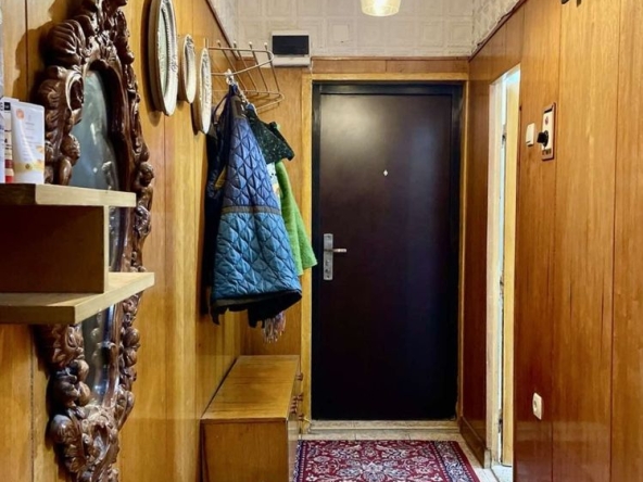 Тристаен апартамент в Добрич, Център - 65 кв.м за 903 €/кв.м - Снимка #1