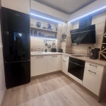 Дава се под наем Двустаен апартамент в к.к. Св.Св. Константин и Елена - 88 кв.м за 800 € - Снимка #1