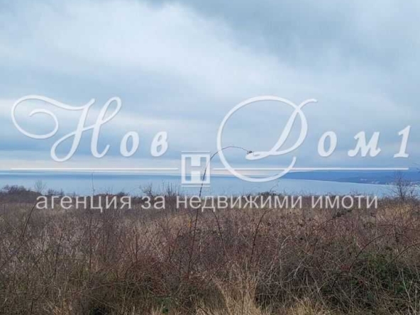 Парцел в Бяла - 2052 кв.м за 62 €/кв.м - Снимка #1