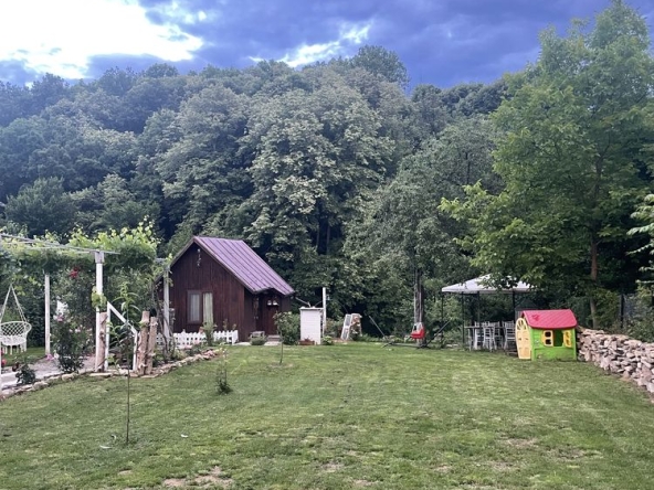 Къща в с. Малки чифлик, Област Велико Търново - 20 кв.м за 2325 €/кв.м - Снимка #1