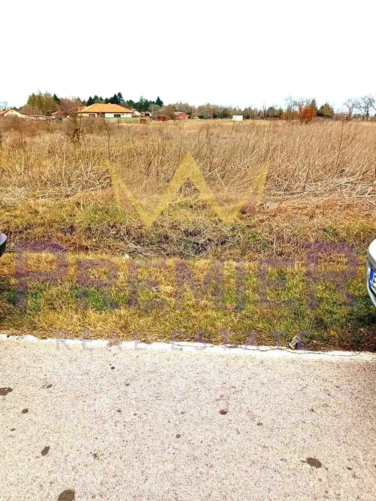 Парцел в с. Стражица, Област Добрич - 1000 кв.м за 10 €/кв.м - Снимка #1