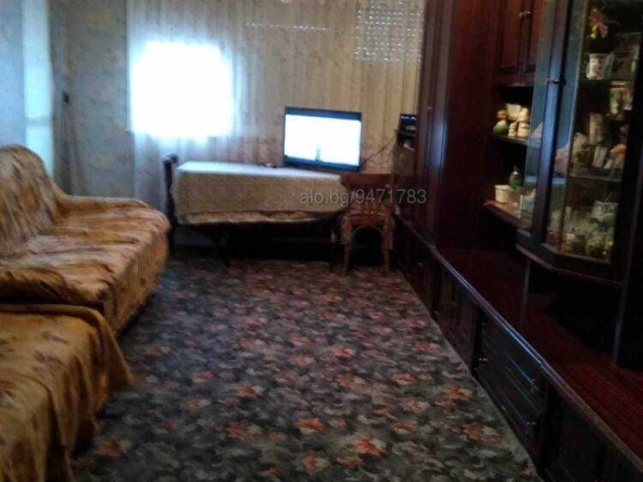 Двустаен апартамент в Ямбол, Център - 60 кв.м за 750 €/кв.м - Снимка #1