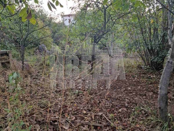 Парцел в Варна, Изгрев - 885 кв.м за 88 €/кв.м - Снимка #1