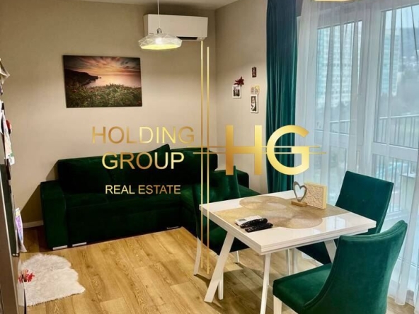 Тристаен апартамент в Варна, Левски - 90 кв.м за 2778 €/кв.м - Снимка #1