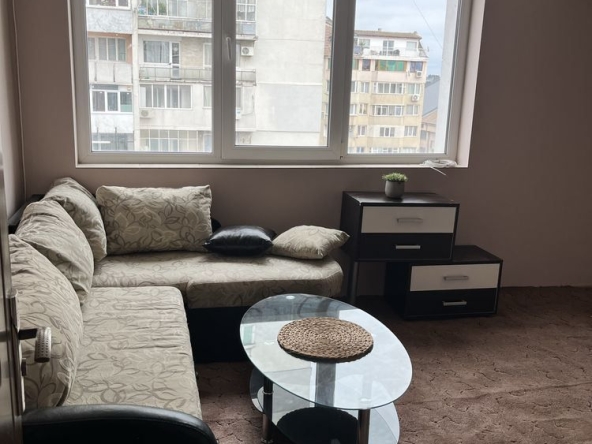 Дава се под наем Двустаен апартамент в Варна, Гръцка махала - 55 кв.м за 408 € - Снимка #1