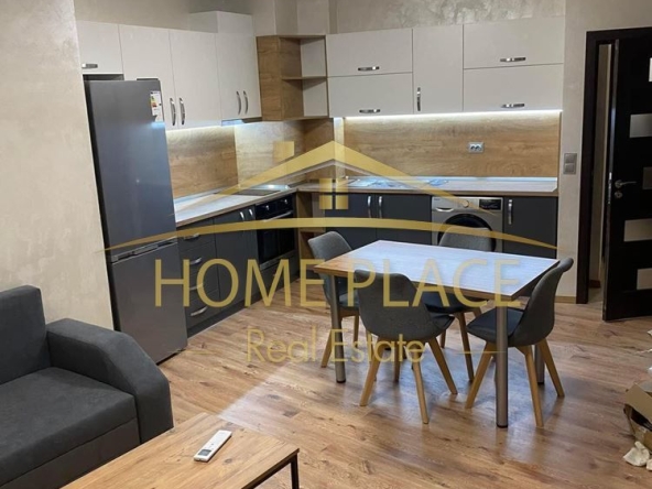 Дава се под наем Тристаен апартамент в Варна, Левски - 98 кв.м за 612 € - Снимка #1
