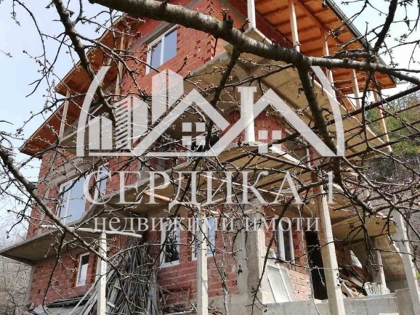 Къща в с. Мало село, Област Кюстендил - 300 кв.м за 175 €/кв.м - Снимка #1