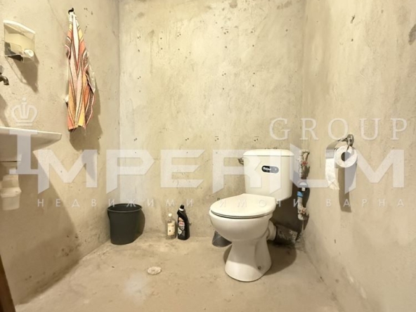 Дава се под наем Гараж / Паркомясто в Варна, Левски - 27 кв.м за 153 € - Снимка #1