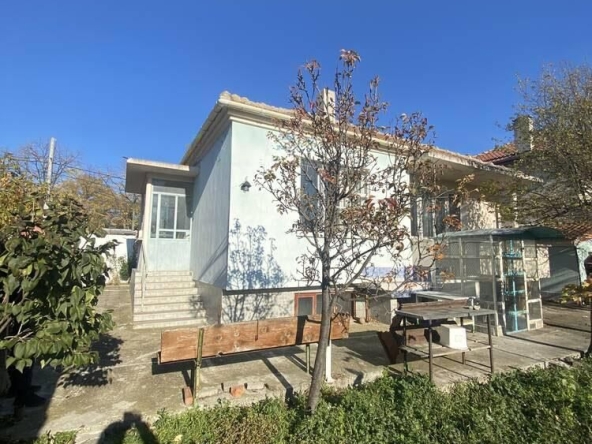 Къща в Бургас, Долно Езерово - 70 кв.м за 1643 €/кв.м - Снимка #1