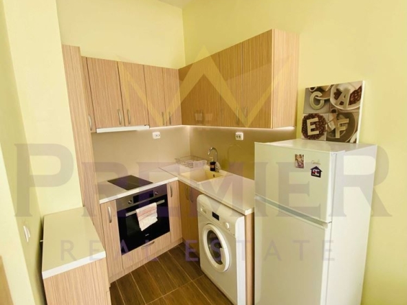 Дава се под наем Двустаен апартамент в Варна, Цветен квартал - 58 кв.м за 459 € - Снимка #1