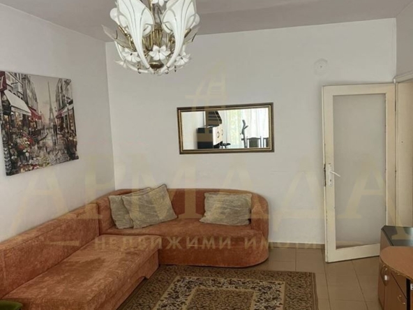 Двустаен апартамент в Пловдив, Христо Смирненски - 60 кв.м за 1834 €/кв.м - Снимка #1
