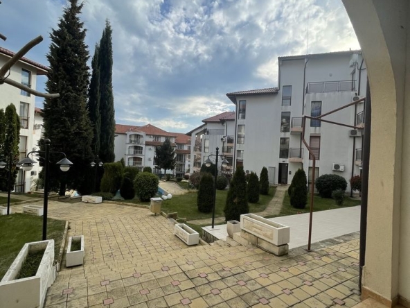 Тристаен апартамент в Свети Влас - 86 кв.м за 1221 €/кв.м - Снимка #1