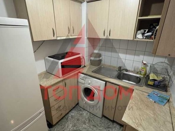 Дава се под наем Двустаен апартамент в Варна, Лятно кино Тракия - 50 кв.м за 306 € - Снимка #1