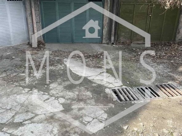 Гараж / Паркомясто в Велико Търново, Център - 20 кв.м за 1175 €/кв.м - Снимка #1