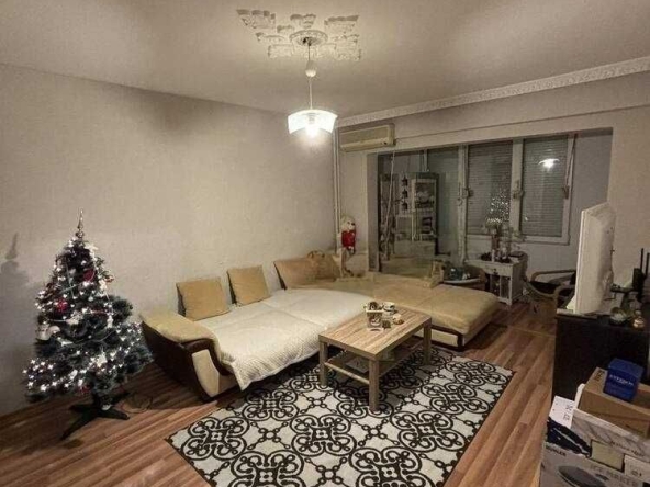 Двустаен апартамент в Бургас, Славейков - 60 кв.м за 1834 €/кв.м - Снимка #1