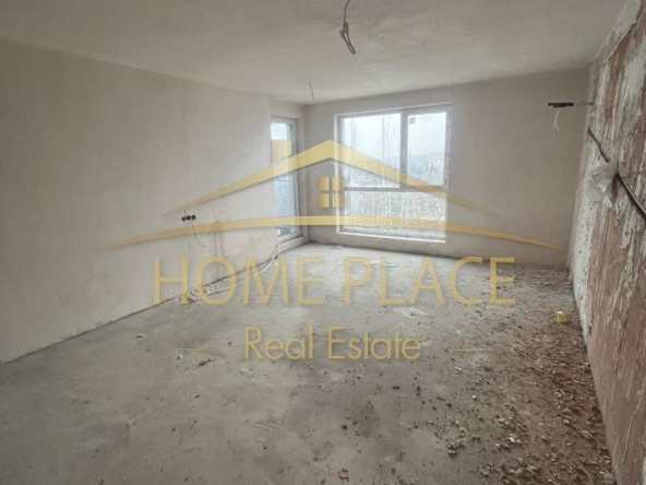 Тристаен апартамент в Варна, Левски - 86 кв.м за 2384 €/кв.м - Снимка #1