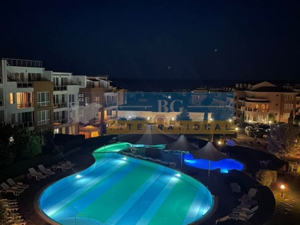 Двустаен апартамент в Черноморец - 69 кв.м за 1232 €/кв.м - Снимка #1