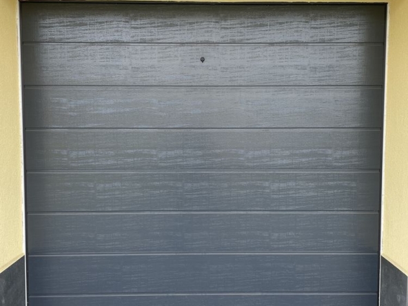 Дава се под наем Гараж / Паркомясто в София, Карпузица - 42 кв.м за 153 € - Снимка #1